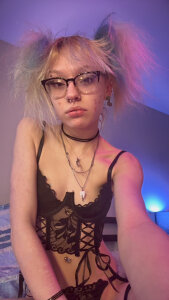 simplyobsessedwher bare and buzzed Foto 6