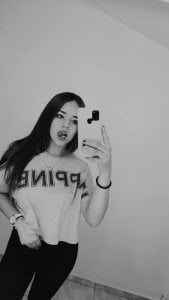 emmajones_bss Public Pic 5