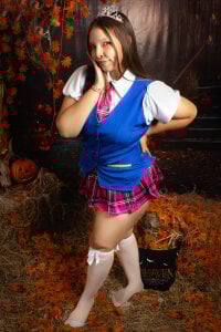 LEYNABRAUN Trick or treat🎃… You decide 😈 Pic 4