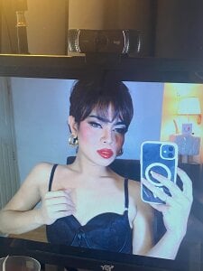 tsathisacortez Short hair don't care Pic 5