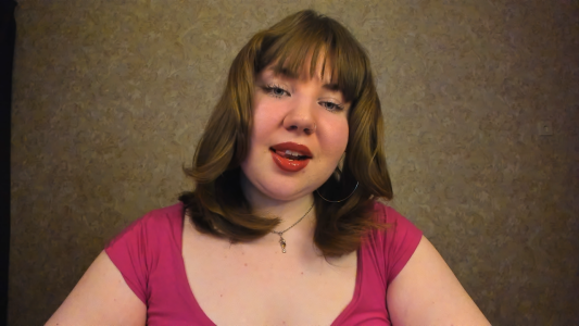 DafnaMonroe new haircut টি ছবি