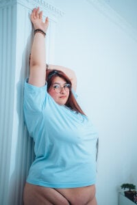 LauraHorny69 Public  3. fénykép