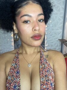 baddie_delayla Public 사진