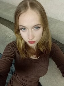 CwenHetherington Public Pic 4