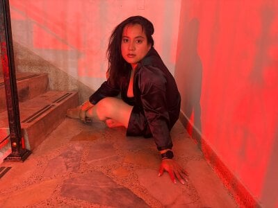 Leonis-O Ready for your attention 👑😍 Pic 6