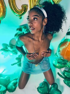 emmaalennox Happy saint patrick 🍀💚 Pic 3