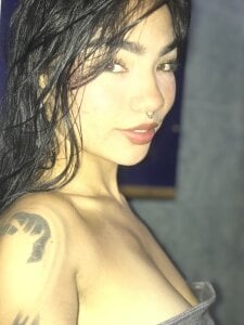 AriaLakshmi Public Foto 4