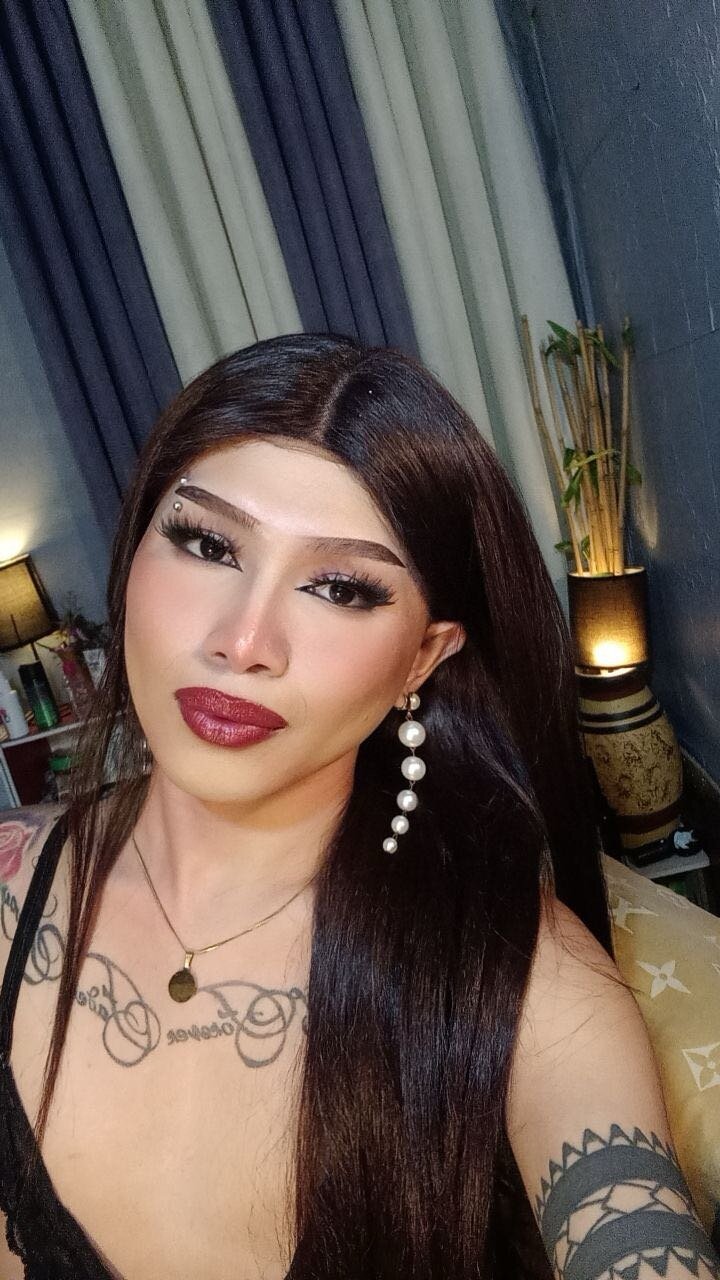 Foto  838 de DazzlingroseHorsecock – em alta