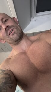 superbertok Public Pic 3