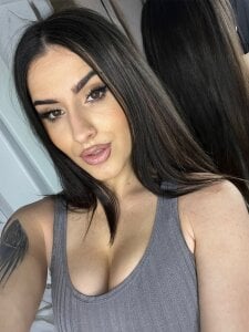 AriaAdda: Photos ( 7 фото)