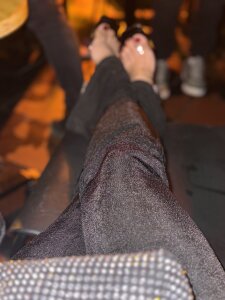 Amber_Martins_ Crossed legs, clear intentions. Pic