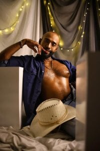 LOGAN_ADAMS27のAFRO MASTERの 3枚の写真