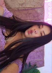 damii_tay1 Do you like purple? 💜 Poză 2