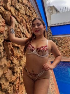 Leah-Moon Too dangerous to ignore 🔥 รูป  4