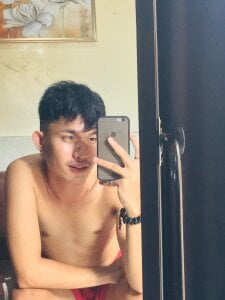 asiancuckyguy69 Public Pic