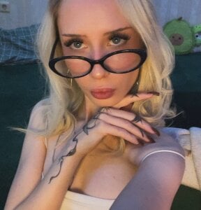 BrittanieKerkhoff pleasure Pic 2