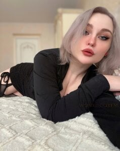 Wounded_Goddess_ Public Pic 3