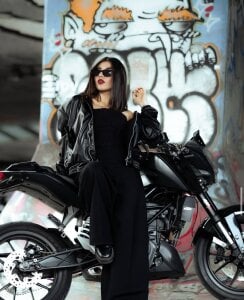 GinebraBelucci Street Pic 6