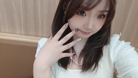 momo-5952 新发型和新美甲 사진 2