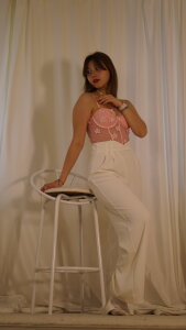 CwenBollding Playing Dress-Up Pic 3