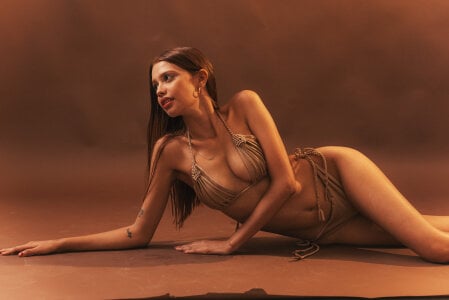 nicolvibes_212 sexy girl Pic 2