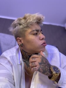 TwoHotGirlsLive 😏 kay 🤤 Pic 5