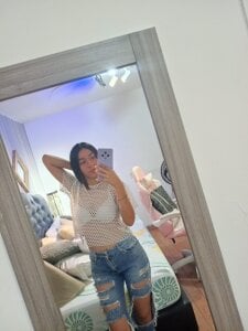 shirley_sweet_ Public Pic 4