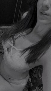 INELIKA 🩶🤍🩶 Pic 3