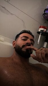 lovehairymen1234 Me Foto 2