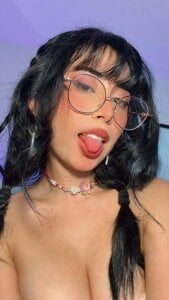 🥰🍒 de vi_anaya  2 photos