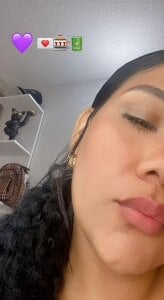 perla-BigAss- Public Pic 2