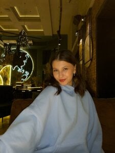 LouiseChavez Still Lovely Foto 3