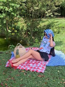 fetish_foot_ picnic day 🌿🌼 Pic 6