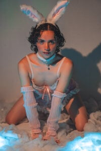 Brann_tadzio This bunny behaves badly when people look at her like that🍆🐰 Pic 9