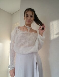 Playful_Lia Public Pic 6