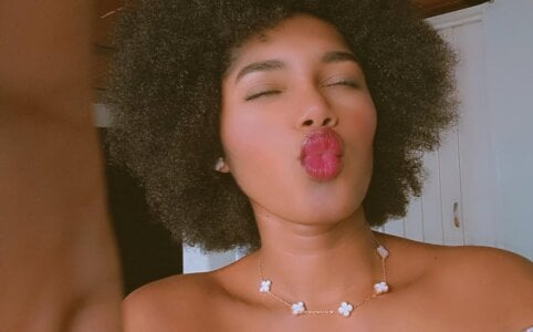 Ebony_beautifull So Cute Pic