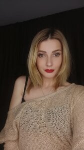 AngelVelvetXO Public Foto 5