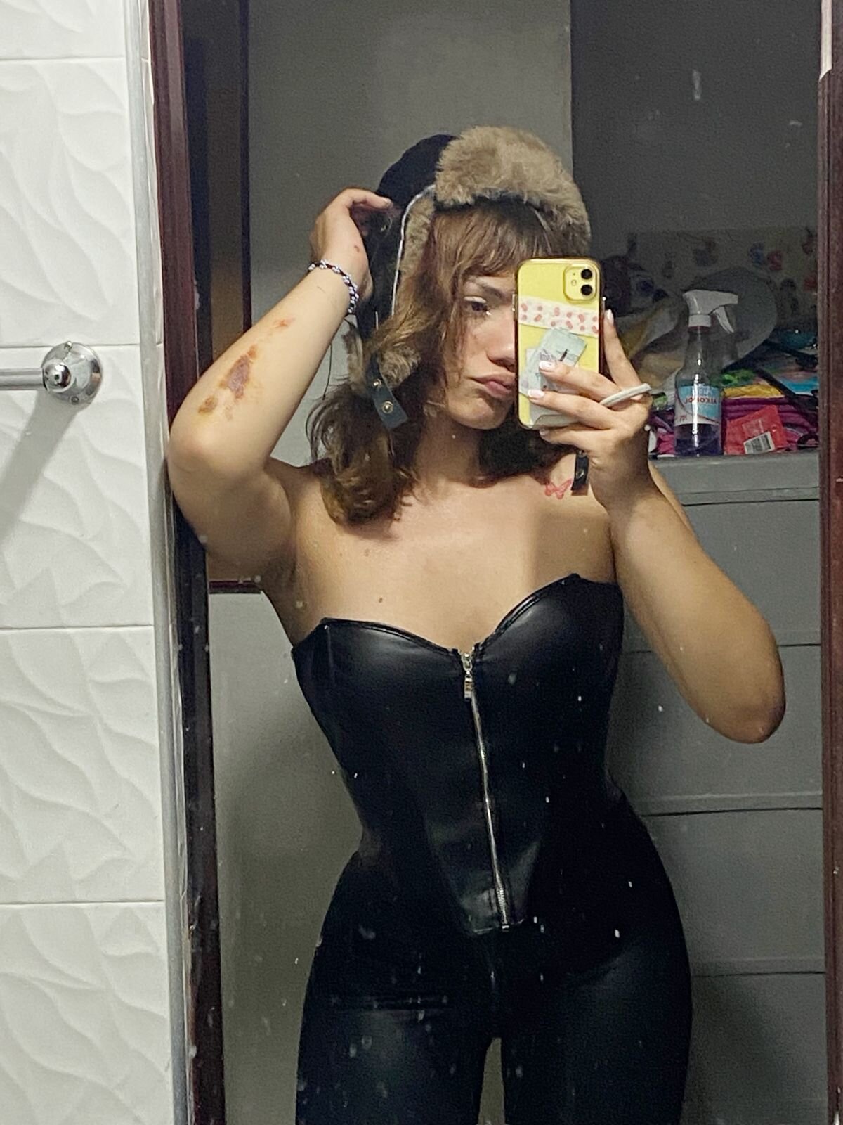 صور KassMonroe الرائجة  7001