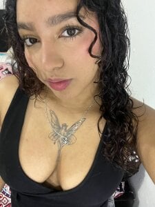 mia__velvet__ happy 🌺🌼 รูป  3