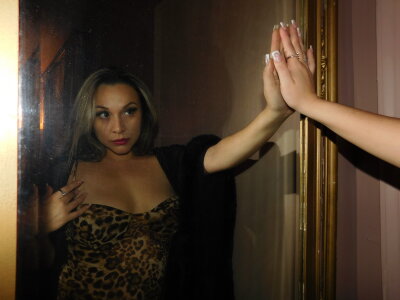 Goddessbriannaaa Public Foto