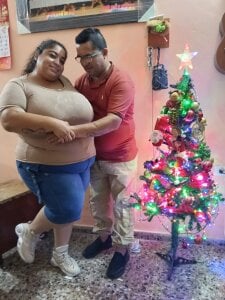 Merry christmas de mia_joshua  2 photos