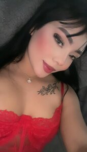 MarianaRoux Public Pic