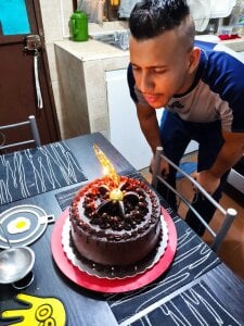 MatBrussel Mi Cumpleaños صورة واحدة|MatBrussel Mi Cumpleaños صورتان|MatBrussel Mi Cumpleaños  7 صور|MatBrussel Mi Cumpleaños  7 صورة