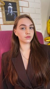 OlgaBanks Public Pic 5