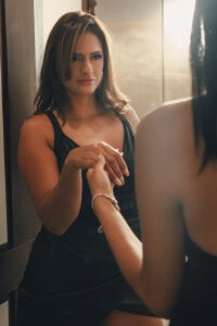 LillyThompson Craving Her Touch Foto 6