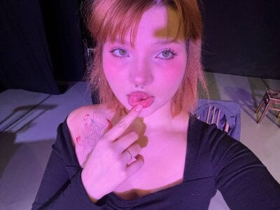 babyyullii I went to a poetry competition and took first place there Pic 4