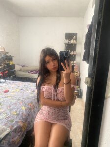 MiaAndLiamBenson She 🌸🐇 圖片 3