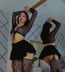 SamanthaClay Sensuality in my room😈 Pic 2