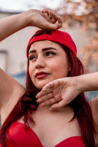 Juliethassmith3Public Bild