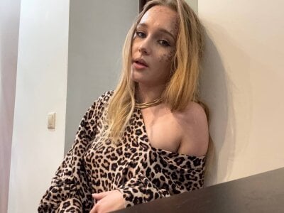 VanessaLightDiamond Hallowen Pic